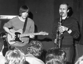 Steve with Mike Stern, Concert Mid 80s